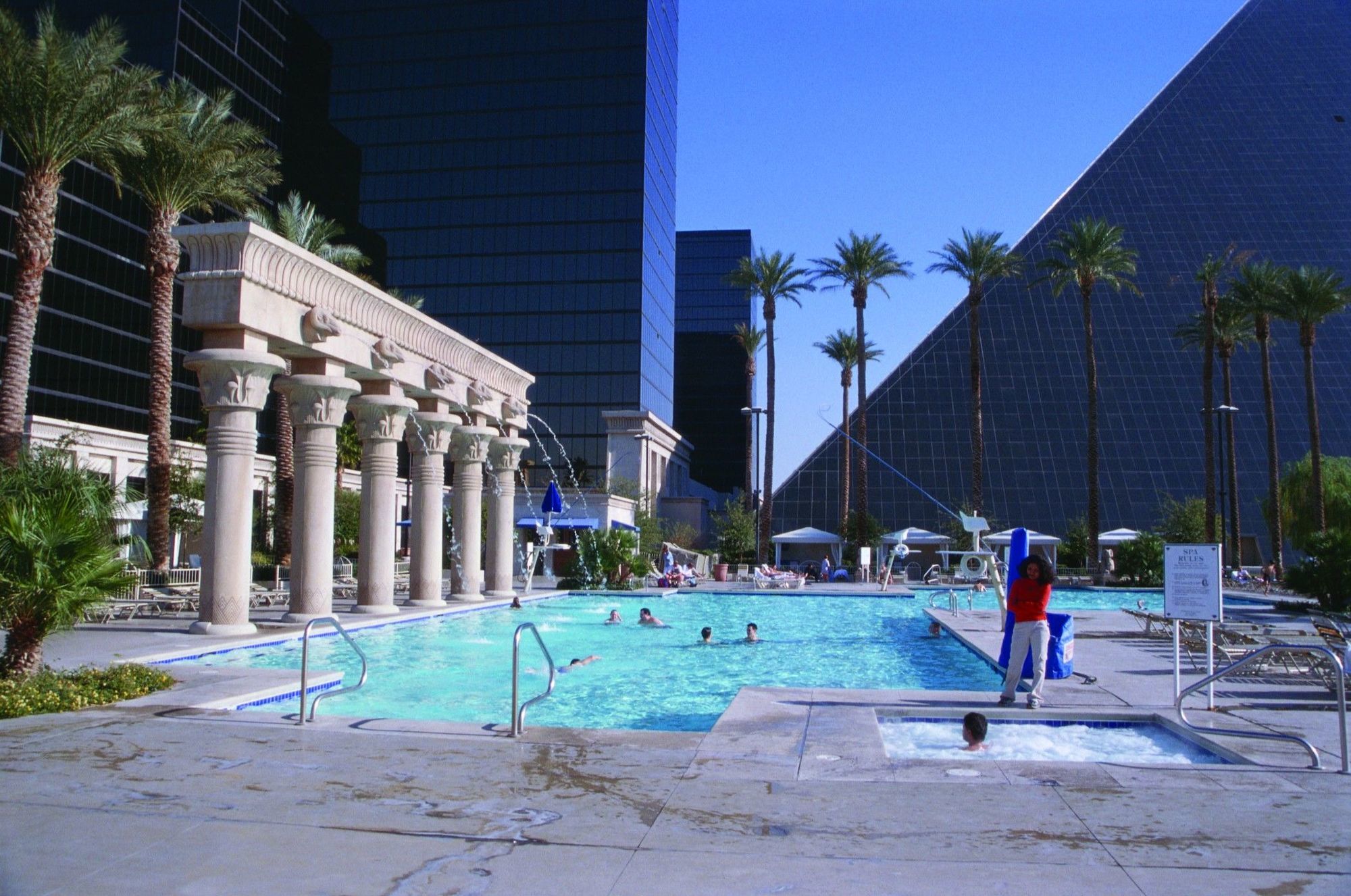 Luxor Hotel Las Vegas Buitenkant foto